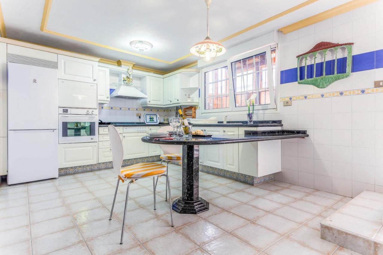 Вілла Casa Teresita Ajuy Екстер'єр фото